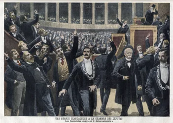 Sozialisten singen während einer Sitzung in der Abgeordnetenkammer in Frankreich in Anwesenheit von Georges Clemenceau (1841-1929) die Internationale - „Le Petit Journal“, Mai 1909