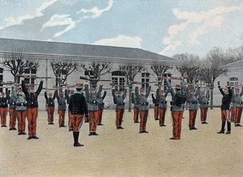Spezielle Militärschule von Saint-Cyr (Saint Cyr), interner Dienst: Beginn der Ausbildung.