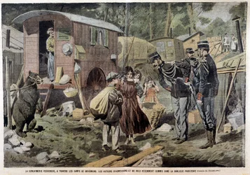 Die Gendarmerie sucht in den Zigeunerlager nach den Tätern der jüngsten Angriffe und Raubüberfälle in der Pariser Vorstadt - in „Pelerin“ vom 21.04.1907