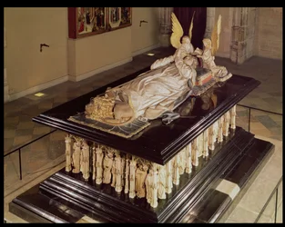 Das Grab von Philipp dem Kühnen, Herzog von Burgund (1342-1404), von Jean de Marville (gest. 1389), Claus Sluter (gest. 1406) und Claus de Werve (ca. 1380-1439), in Auftrag gegeben für das Kloster Champmol, 1385-1410