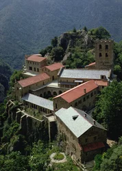 Ansicht der Abtei von St. Martin du Canigou