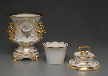 Weißer und goldener Eiskübel mit Deckel, Fabrik von Jacob-Petit