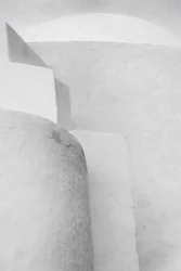 Weiße Architektonische Kurven