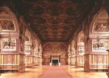 Der Ballsaal oder die Galerie von Henri II