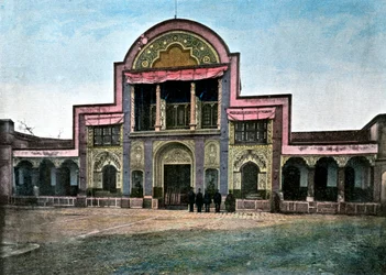 Tor des Palastes des Schahs, Teheran, um 1890