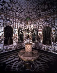 Ecke des Salon Chino (Chinesischer Raum) vollständig aus Porzellan ausgeführt, 1769