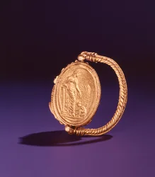 Fingerring mit Aphrodite und Eros (Gold)