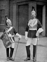 Ein Soldat und ein Trompeter der Royal Horse Guards, 1896