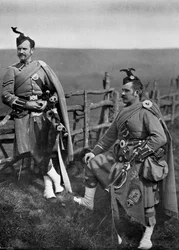 Pipe-Major Reith und Corporal-Piper Reith von den London Scottish