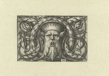 Flächendekoration. Maske mit einer Krone