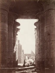 Theben, Tempel des Ramesseum, Inneres der Hypostylhalle