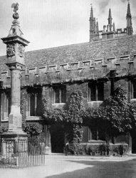 Sonnenuhr, Corpus Christi College, Oxford, Oxfordshire, 1924-1926