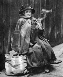 Alte Frau, Rückseite der Fleet Street, London, 1926-1927