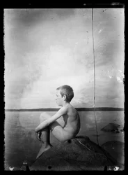 Guido Simberg als Modell für das Gemälde Kalapoika ("Merenpoika")