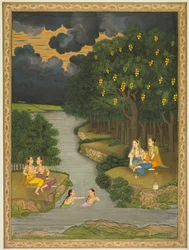 Frauen genießen den Fluss am Waldrand