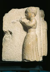 Spanien, Osuna (Urso), Basrelief eines Aulos-Spielers