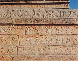 Detail der Wand, am Mahanavami Dibba