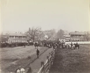 Prozession von Truppen und Zivilisten auf dem Weg zur Einweihung des Nationalen Soldatenfriedhofs, 19. November 1863