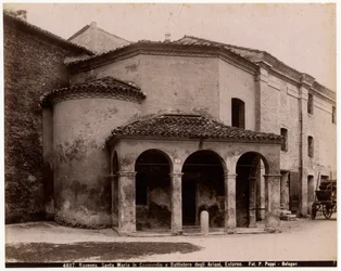 Kirche St. Maria in Cosmedin oder Baptisterium der Arianer, Ravenna