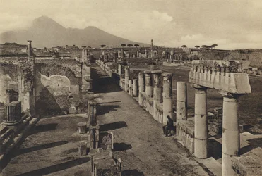 Neapel: Pompeji, Forum mit Panorama