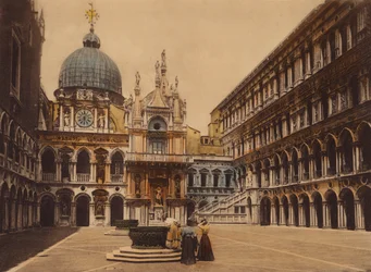 Venedig: Innenhof des Dogenpalastes