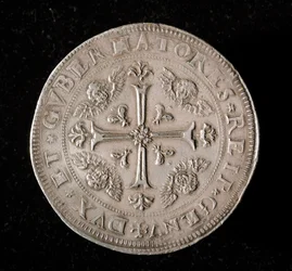 Währung der Republik Genua: Sechs-Ecus-Silbermünze. Durchm. 61,5 mm. 1715. Rückseite. Genua Musei di Strada Nuova (inv, M7156)