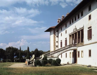 Die Villa der hundert Schornsteine