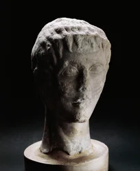 Jugendliches Haupt von Friedrich II. Hohenstaufen