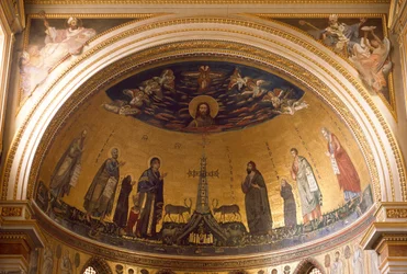 Innenansicht der Apsis der Basilika San Giovanni in Laterano. Mosaik von Jacopo Torriti (tätig um 1291-14. Jahrhundert) und Jacopo da Camerino (tätig um 1288-1331), das das himmlische Jerusalem darstellt. Rom