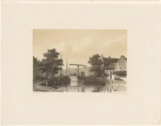 Ansicht eines Kanals mit Zugbrücke
