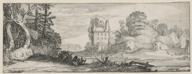 Ansicht einer Ruine eines Hauses bei einer Mauer