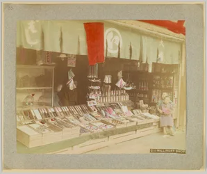 Hutmacherladen, Japan