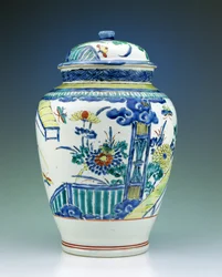 Gefäß und Deckel mit Kakiemon-Emaille dekoriert, um 1680