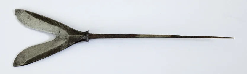 Yanone (Pfeilspitze) des Karimata-Typs (Gabel 