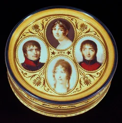 Bonbonniere mit Porträts von Eugene (1781-1824), Hortense (1783-1837) und Josephine Beauharnais (1763-1814) und Louis Bonaparte (1778-1846)