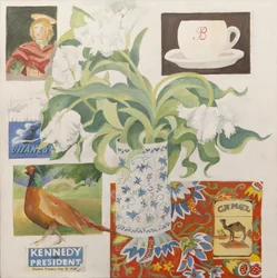 Ephemera, einschließlich Kaffeetasse, Zigarettenschachteln; Postkarte und Tulpen