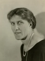 Else Brandstrom, Nobelpreisträgerin, illegible men die in prison during the war