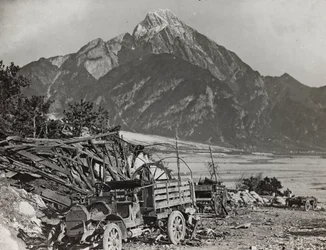Album "Meine Weltkriegs-Erinnerungen Südwestfront (Kärnten, Italien, Südtirol) 31/03/1915-12/11/1918 - Josef Zohles Wien": am Fluss Tagliamento