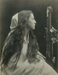 ("Dame mit einem Kruzifix") Mary Ann Hillier