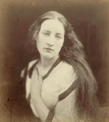 ("Das Echo"), Hattie Campbell