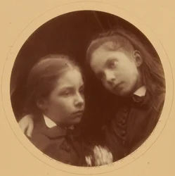 [Margaret und Adeline Norman]