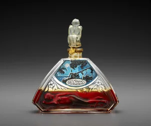 Nuit Fleurie, Flasche entworfen um 1920, hergestellt um 1930
