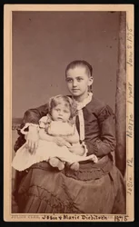 Gruppenporträt der Herman Henry Diebitsch Kinder, Marie und Josephine Josie
