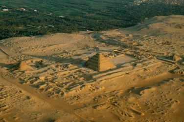 Ägypten; Archäologie; Altes Reich; Saqqara; Pyramide Djoser, Stufenpyramide, 3. Dynastie