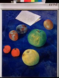 Früchte auf einer blauen Tischdecke - Kusma Sergejewitsch Petrow-Wodkin, Öl auf Leinwand