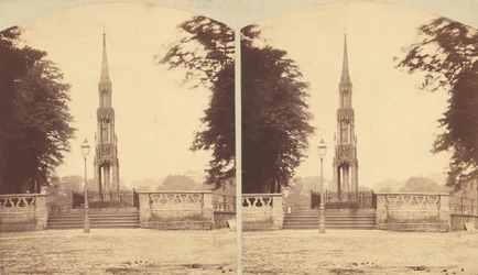 Gruppe von 8 frühen Stereographien von britischen Denkmälern, Gedenkstätten und Gräbern, 1850er-1910er
