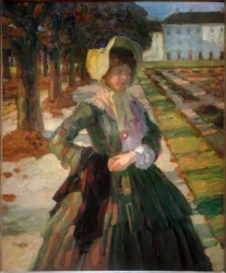 Junge Frau in grünem Kleid