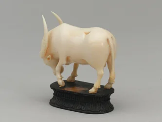 Schwarzer Läufer, Schachfigur, Indien, um 1820