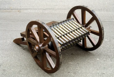 Rotierende Rohrkanone. Modell nach der Zeichnung von Leonardo da Vinci