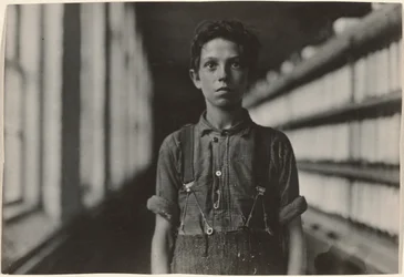 Jo Bodeon, ein "Back-Roper" im Maultierraum. Chase Cotton Mill, Burlington, Vermont